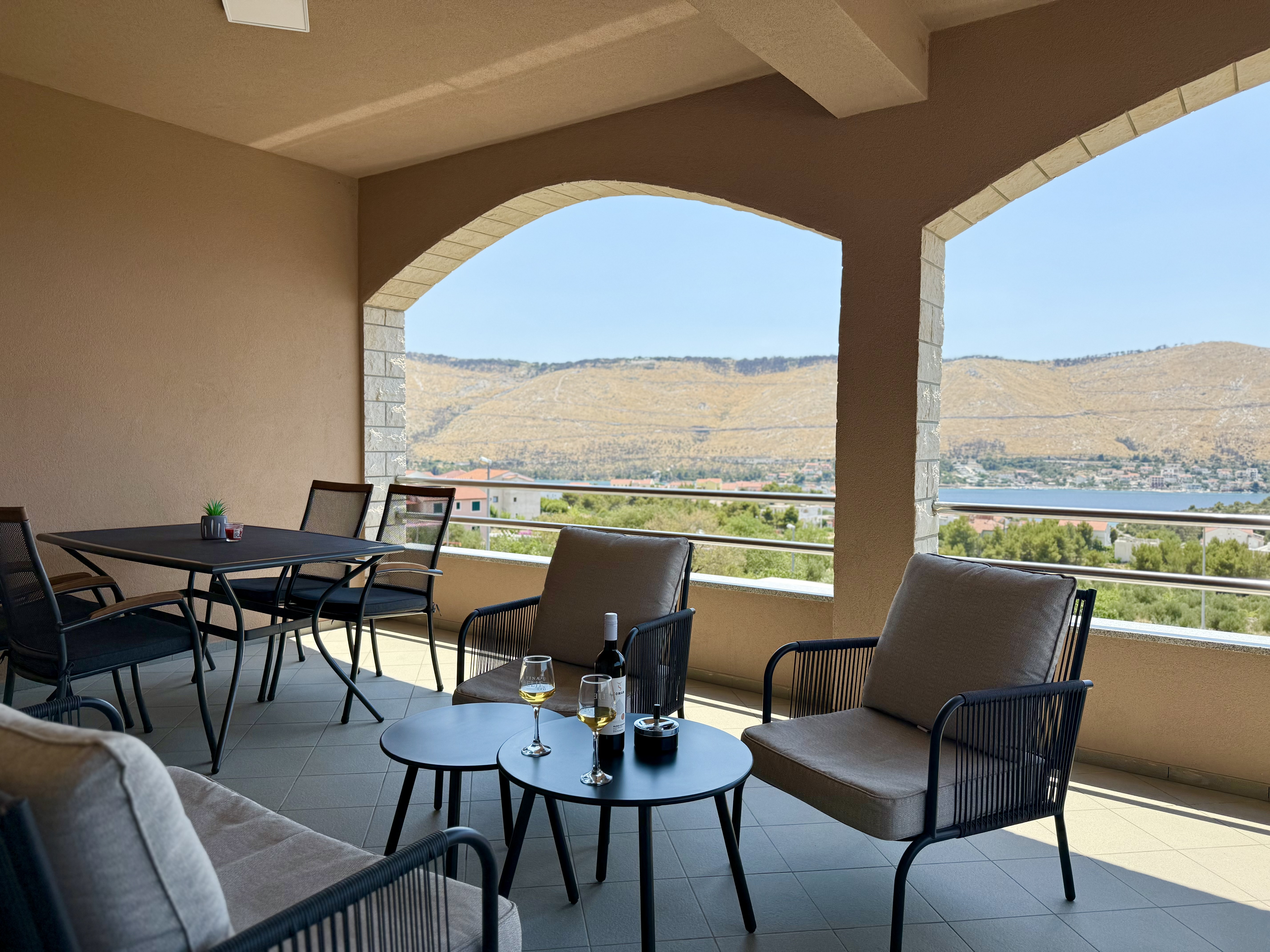 Apartman A2 – balkon s pogledom na more