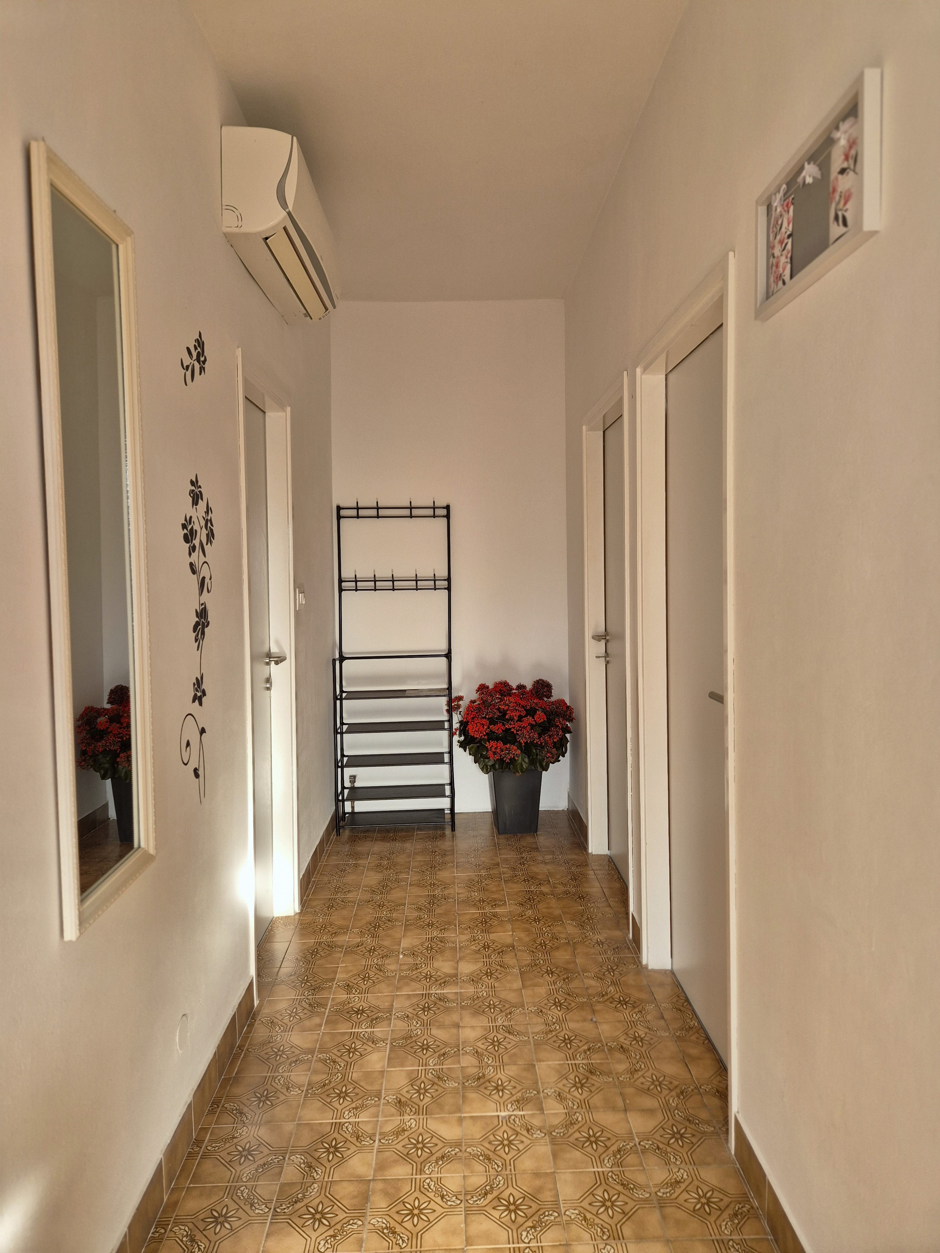 Apartman A2 – hodnik